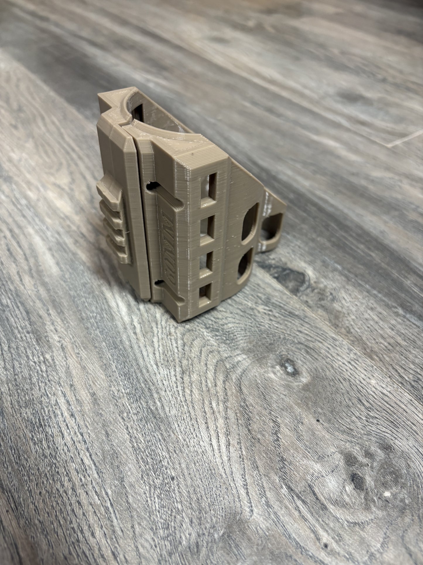 Air Venturi Alpha barrel-band with M-lock Mounting points