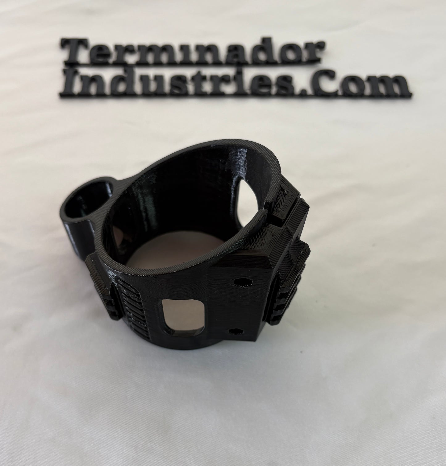 Umarex Gauntlet LIMITED Bottle Band with optional M-lock Mounting points